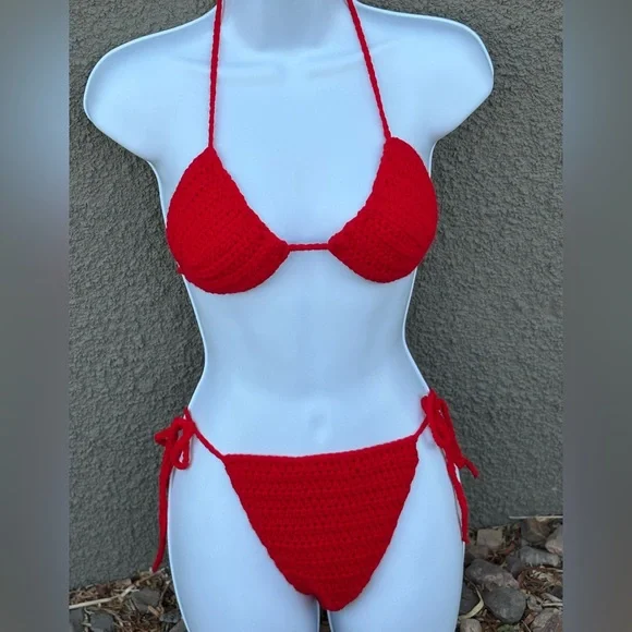Red Crochet Handmade Bikini Set - Picture 9 of 11